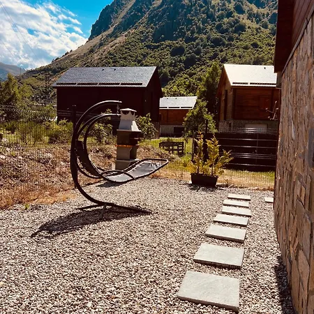 6 Dans Les Pyrénées Proche D'andorre