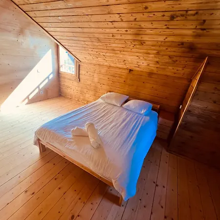 6 Dans Les Pyrénées Proche D'andorre * LʼHospitalet-près-lʼAndorre