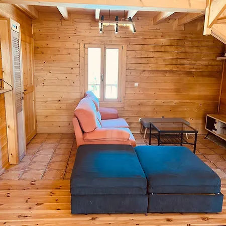 6 Dans Les Pyrénées Proche D'andorre Chalet LʼHospitalet-près-lʼAndorre