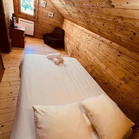 Chalet 6 Dans Les Pyrénées Proche D'andorre