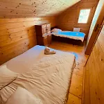 Chalet 6 Dans Les Pyrenees Proche D'andorre *