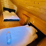 Chalet 6 Dans Les Pyrenees Proche D'andorre *