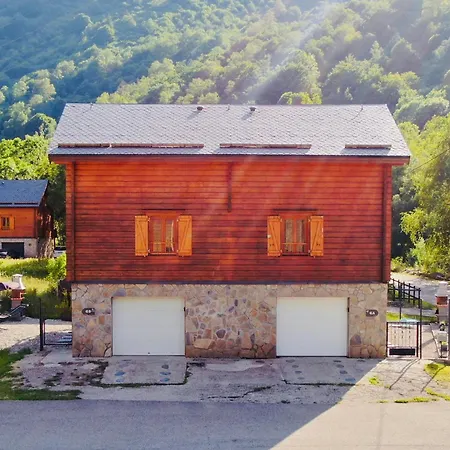 6 Dans Les Pyrenees Proche D'andorre L'Hospitalet-pres-l'Andorre
